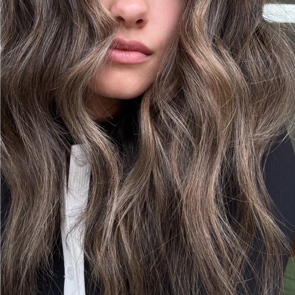 Meet your Posher, Alexis - Picture 3 of 15